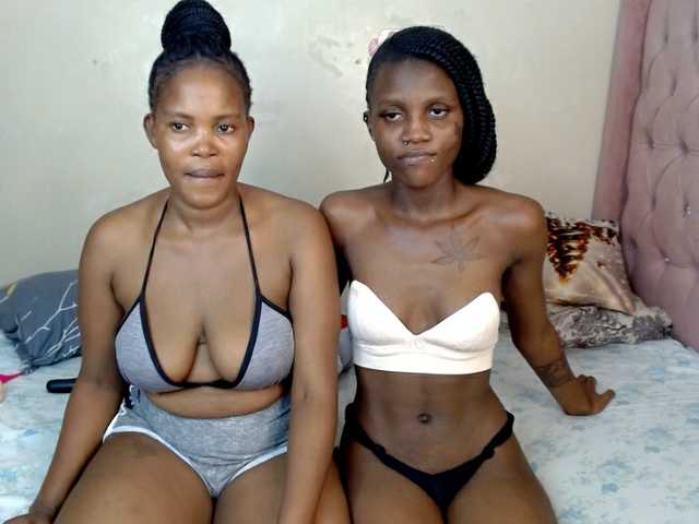 Cocoheat's BongaCams show and profile