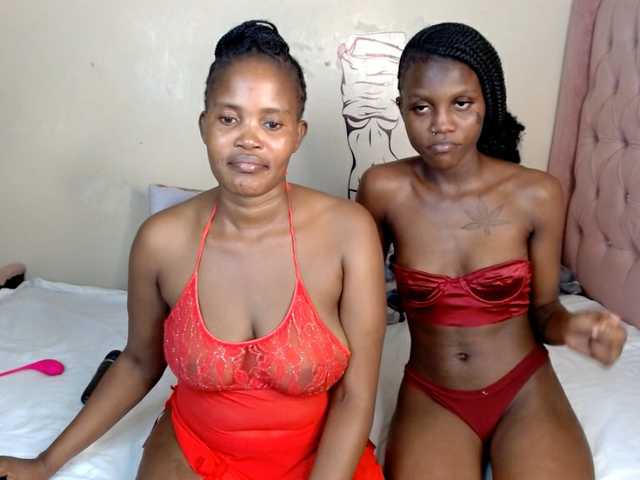 Cocoheat's BongaCams show and profile