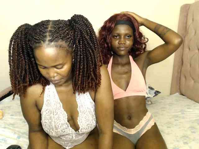 Cocoheat Live Webcam on BongaCams