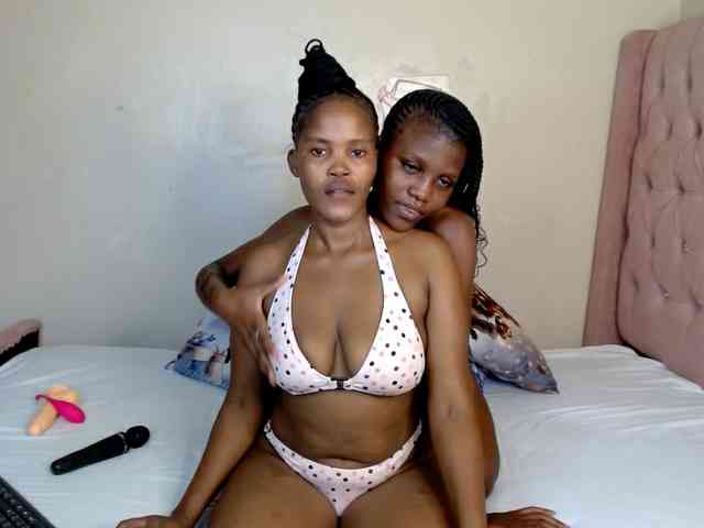 Cocoheat Live Webcam on BongaCams