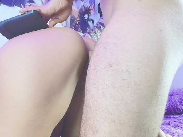 aphroditahotaz's BongaCams show and profile