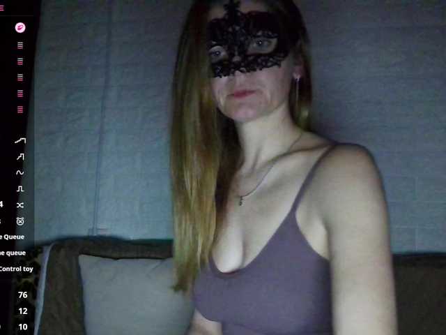 Konstanciya's BongaCams show and profile