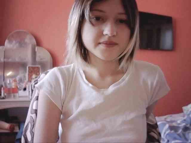 YourAngelMasha webcam