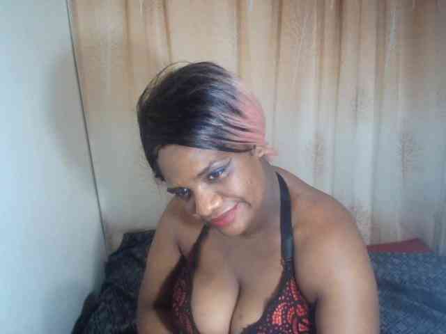 IndianSexyAss00 webcam