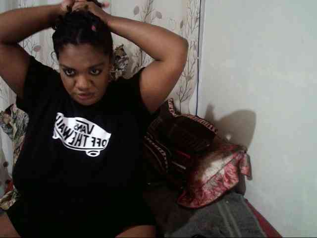 IndianSexyAss00 webcam