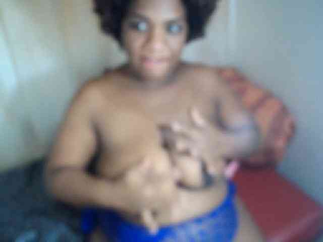 IndianSexyAss00 webcam