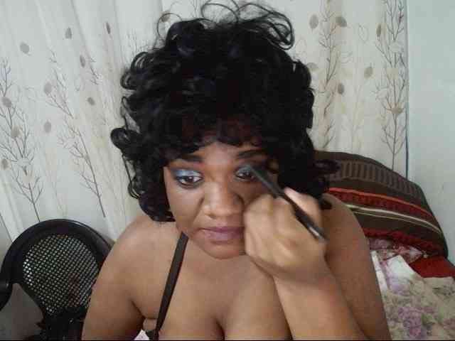 IndianSexyAss00 webcam