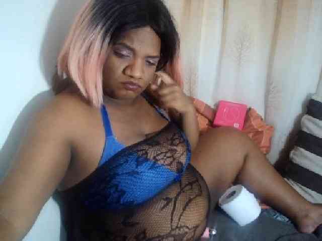 IndianSexyAss00 webcam