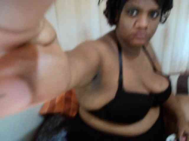 IndianSexyAss00 webcam