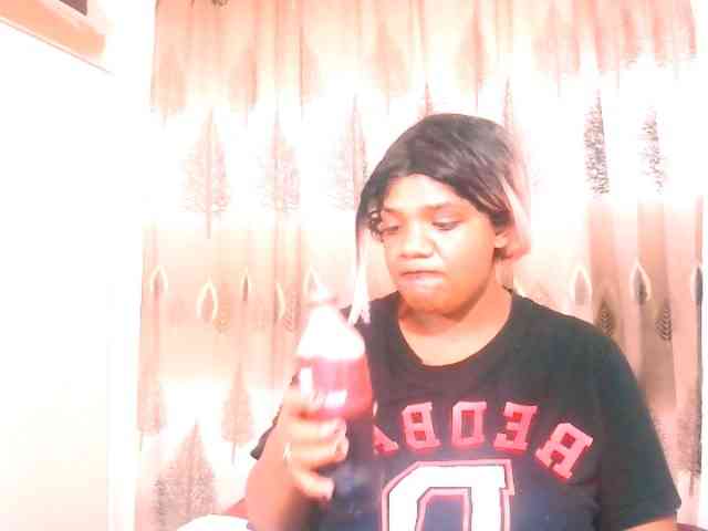 IndianSexyAss00 webcam