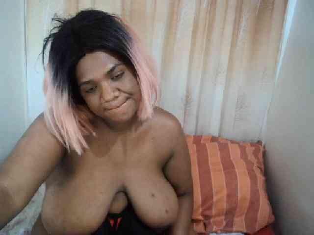 IndianSexyAss00 webcam