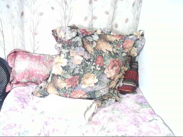 IndianSexyAss00 webcam