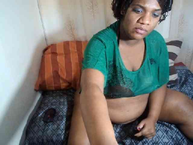 IndianSexyAss00 webcam