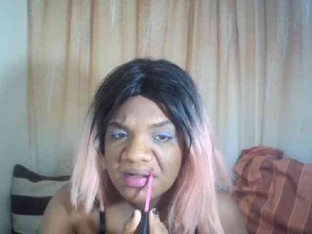 IndianSexyAss00 webcam