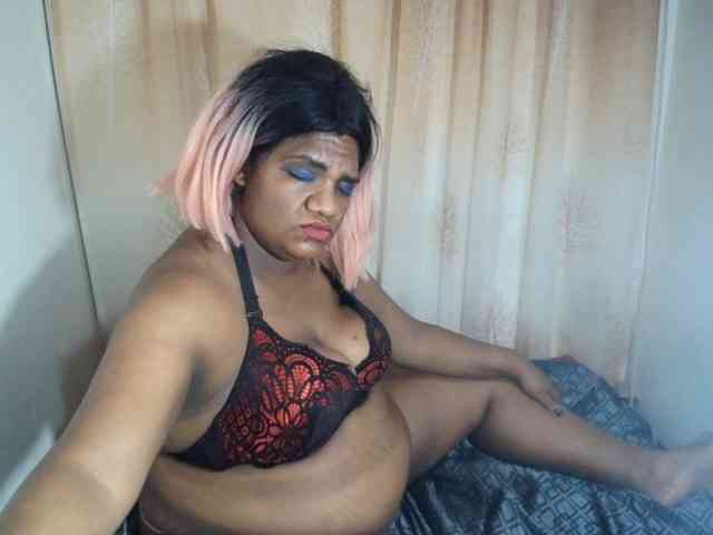 IndianSexyAss00 webcam