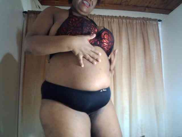 IndianSexyAss00 webcam