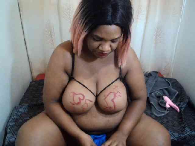 IndianSexyAss00 webcam