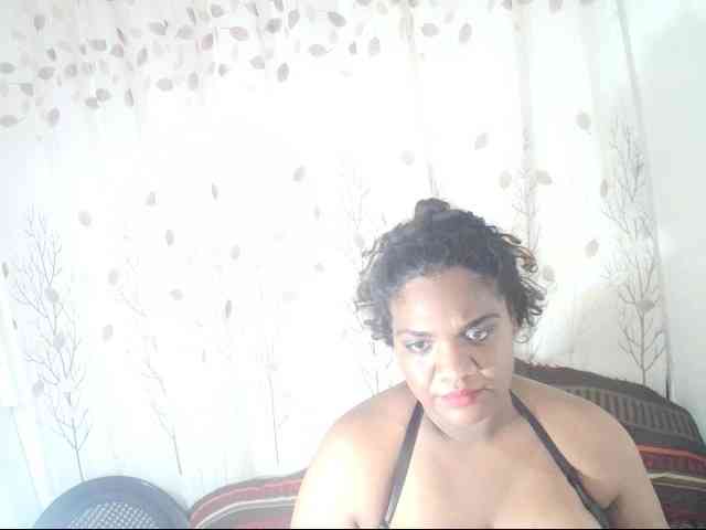 IndianSexyAss00 webcam