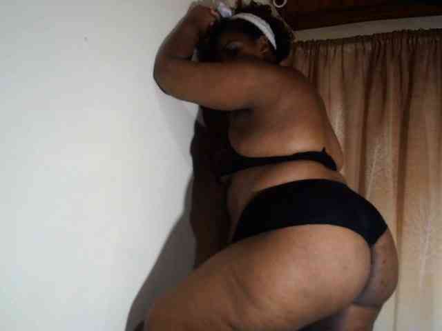 IndianSexyAss00 webcam