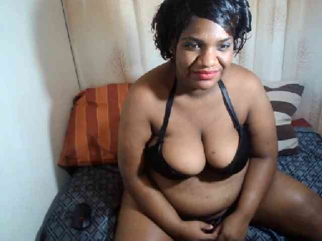 IndianSexyAss00 webcam