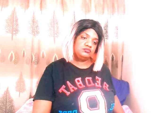 IndianSexyAss00 webcam