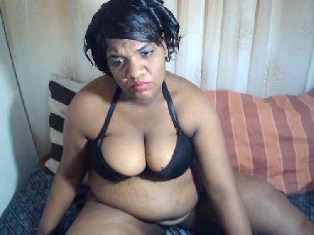 IndianSexyAss00 webcam