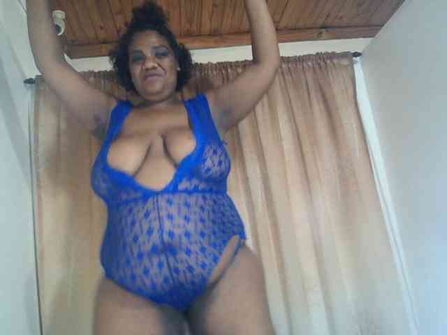 IndianSexyAss00 webcam