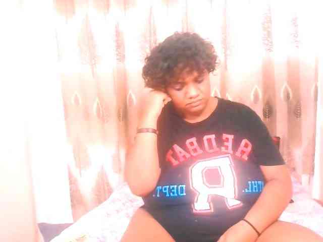 IndianSexyAss00 webcam