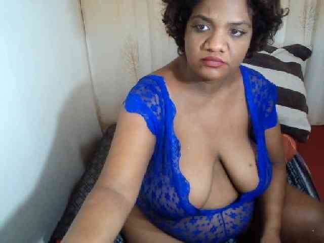 IndianSexyAss00 webcam