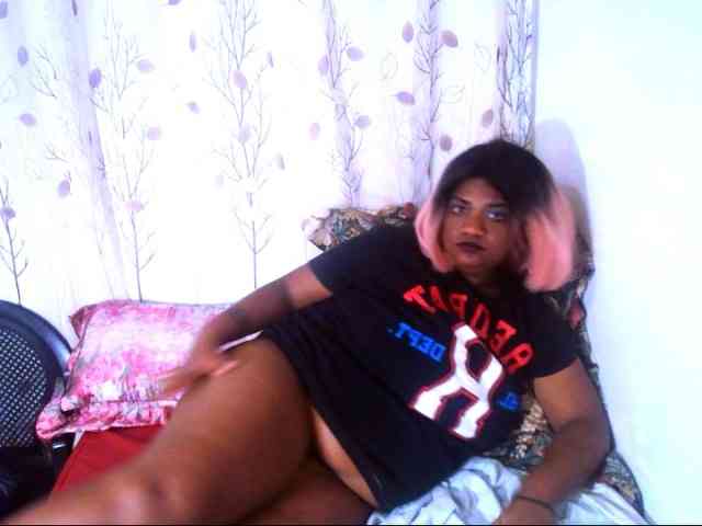 IndianSexyAss00 webcam