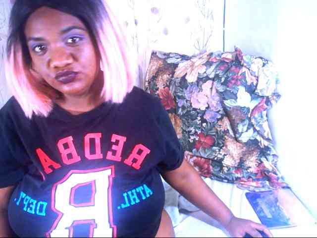 IndianSexyAss00 webcam