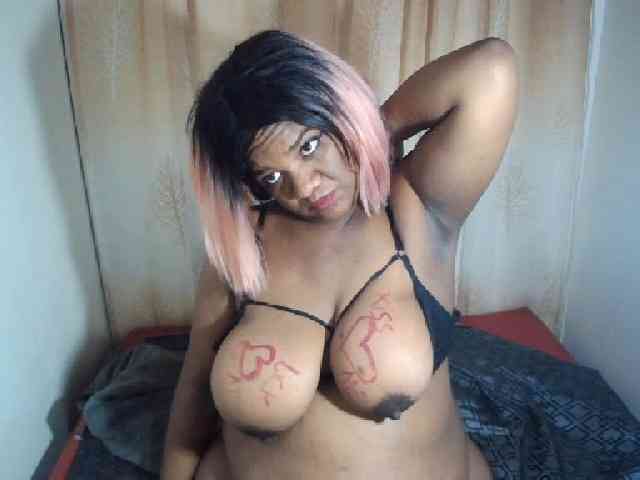 IndianSexyAss00 webcam