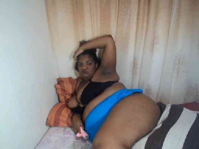 IndianSexyAss00 webcam