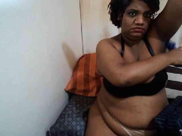 IndianSexyAss00 webcam