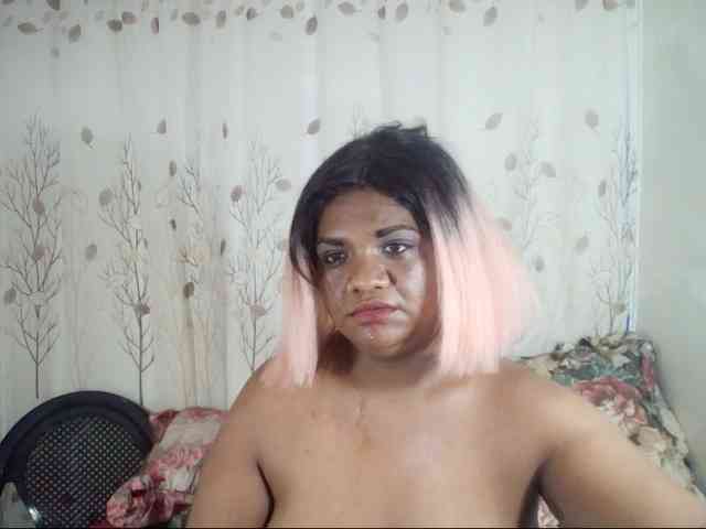 IndianSexyAss00 webcam