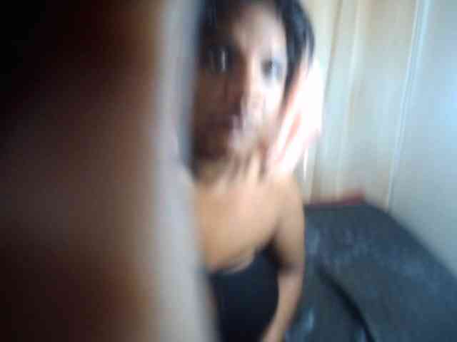 IndianSexyAss00 webcam