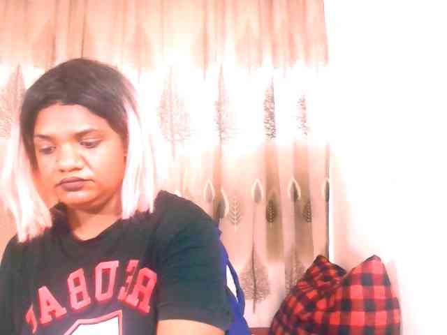 IndianSexyAss00 webcam