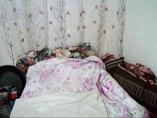 IndianSexyAss00 webcam