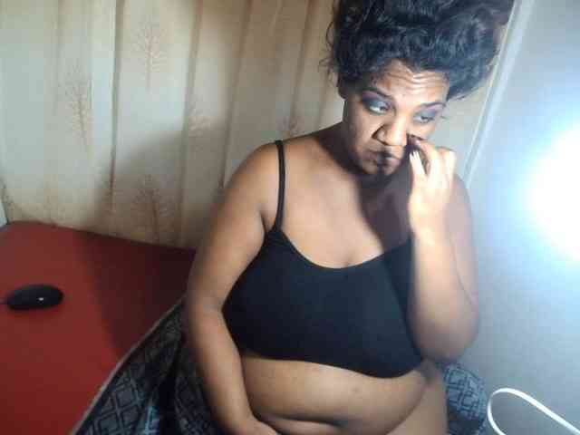 IndianSexyAss00 webcam