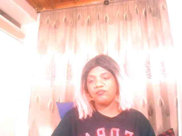 IndianSexyAss00 webcam