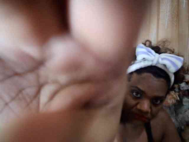 IndianSexyAss00 webcam