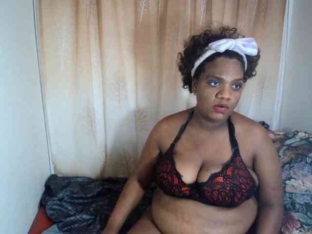 IndianSexyAss00 webcam