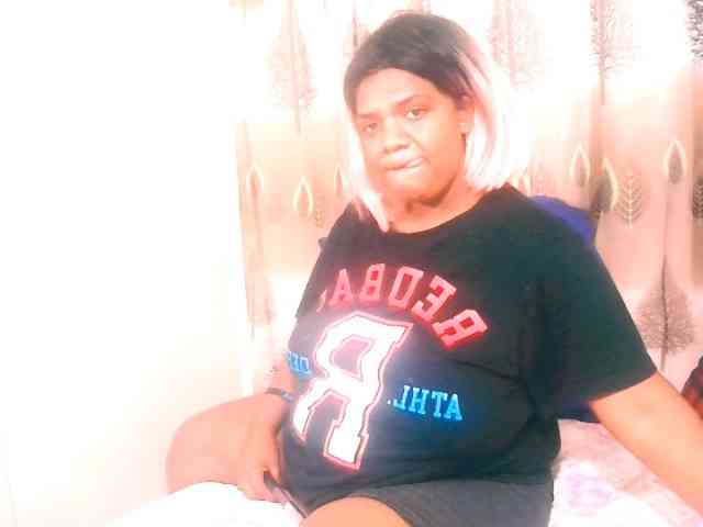 IndianSexyAss00 webcam