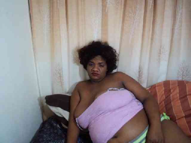 IndianSexyAss00 webcam