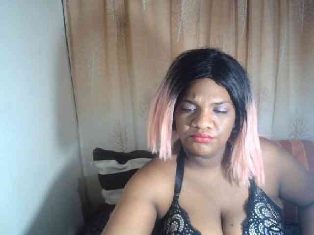 IndianSexyAss00 webcam