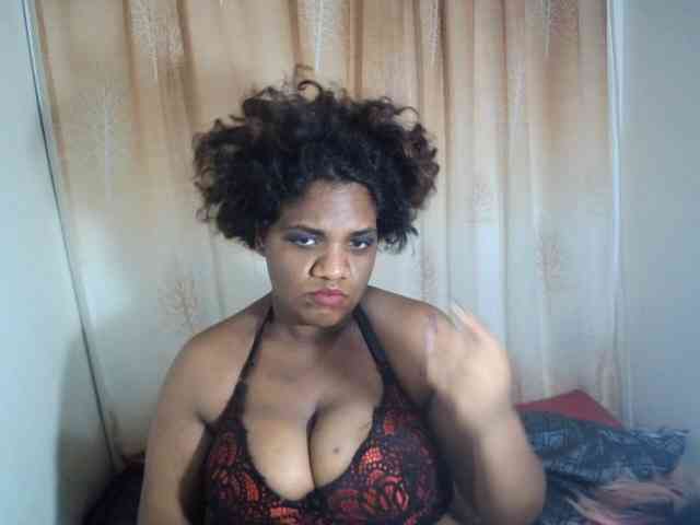 IndianSexyAss00 webcam