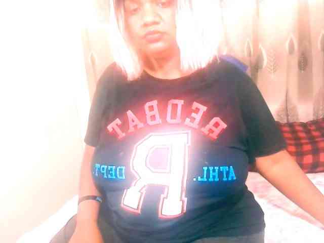 IndianSexyAss00 webcam