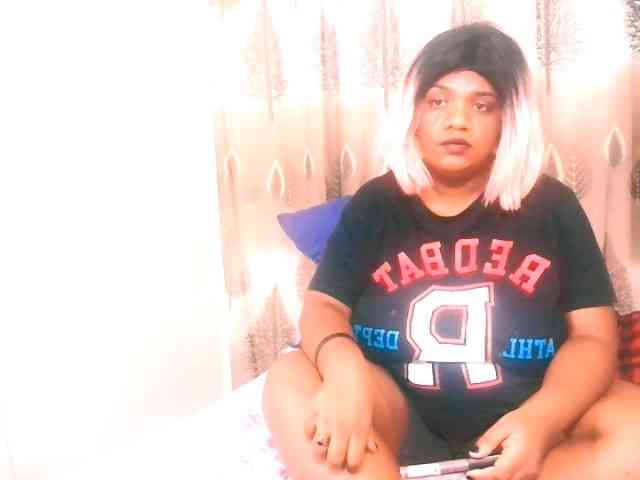 IndianSexyAss00 webcam