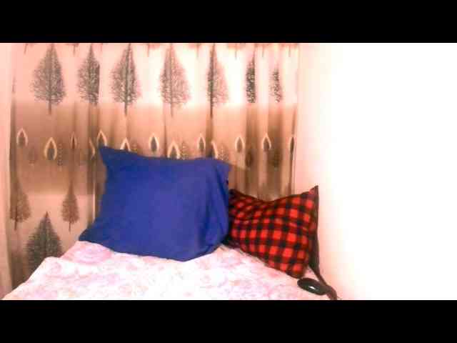 IndianSexyAss00 webcam