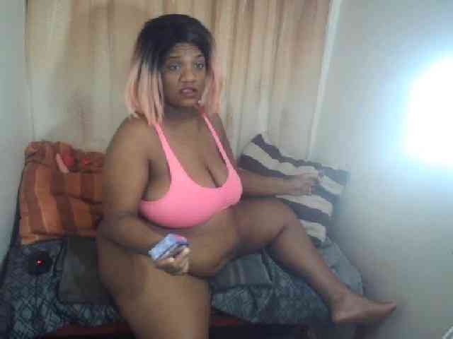 IndianSexyAss00 webcam